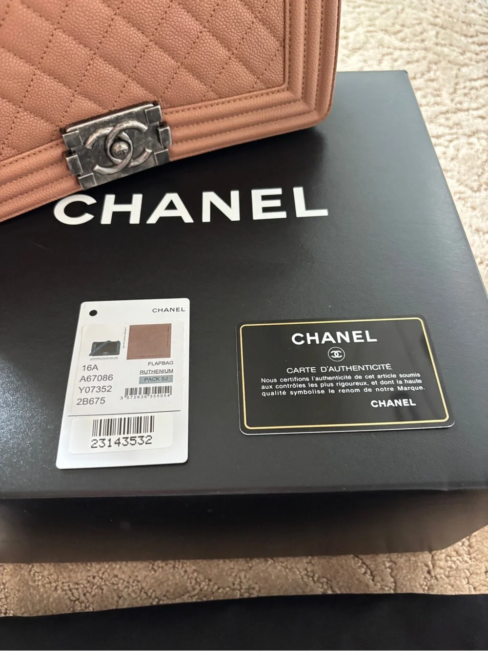CHANEL Boy Bag medium in caviar leather